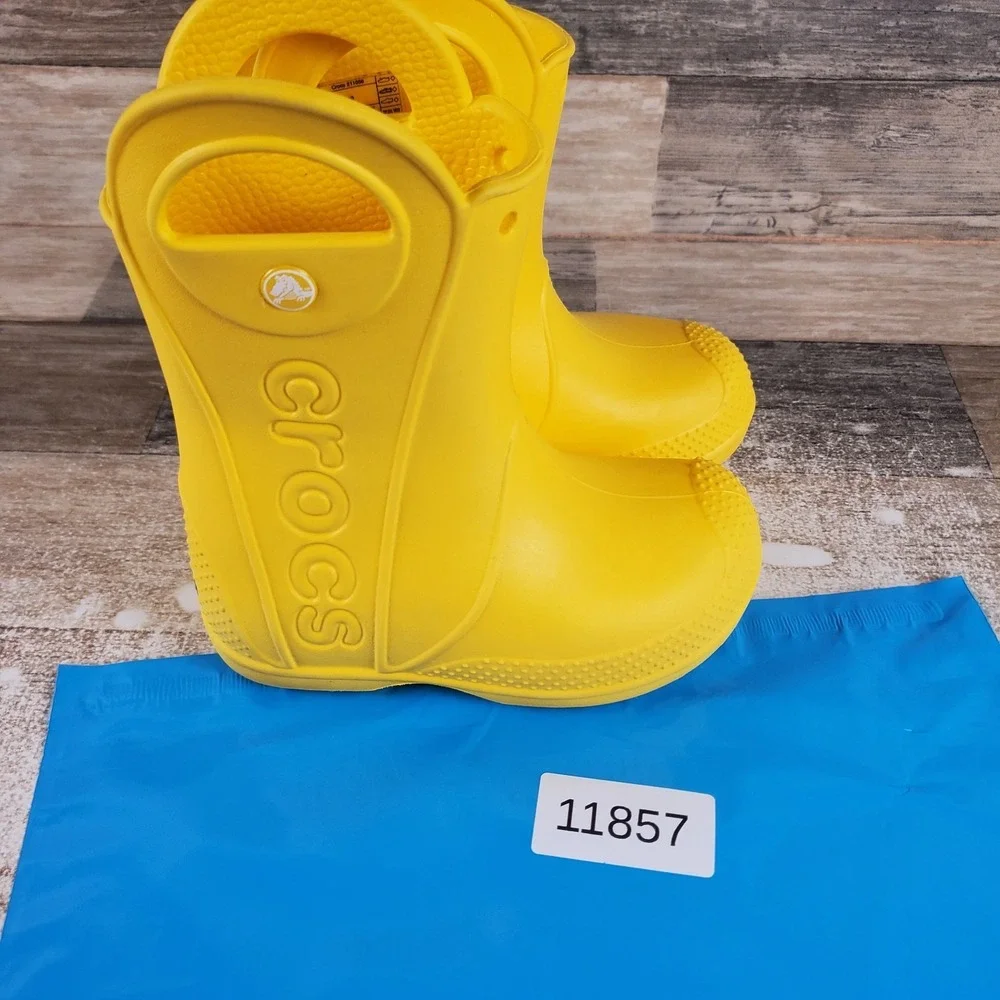 Crocs Handle It Kids Rain Boots Sz 9 C9 Yellow Rubber Slip On Round Toe Ankle‎